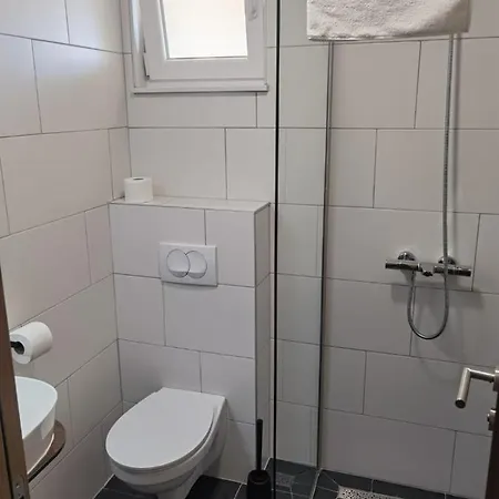 Bed and breakfast D8 3*