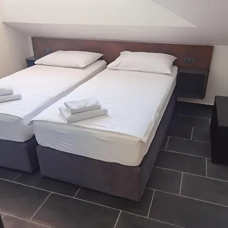 Bed and breakfast D8 Zadar