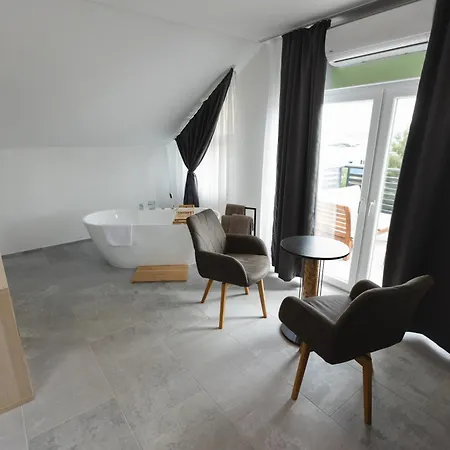 Bed and breakfast D8 3*