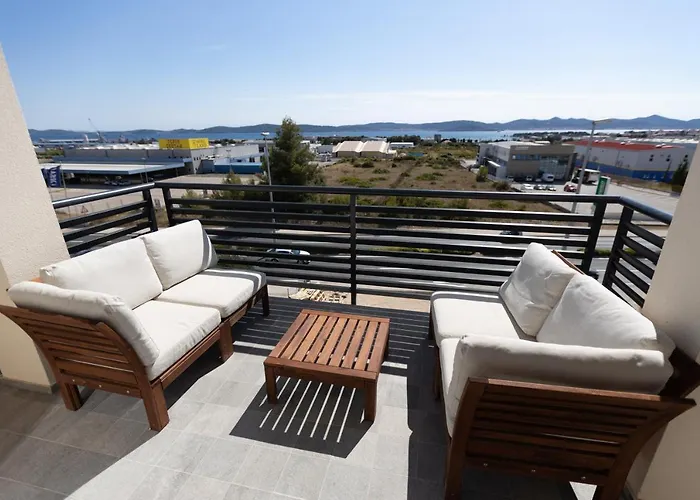 Bed & Breakfast D8 3*