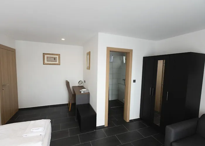 Alojamento de Acomodação e Pequeno-almoço D8