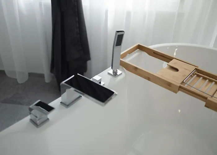 ベッド・アンド・ブレックファスト D8