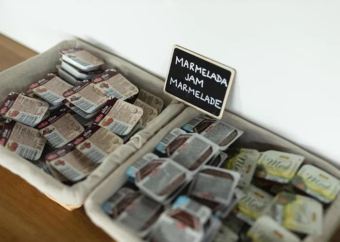 D8 ベッド・アンド・ブレックファスト